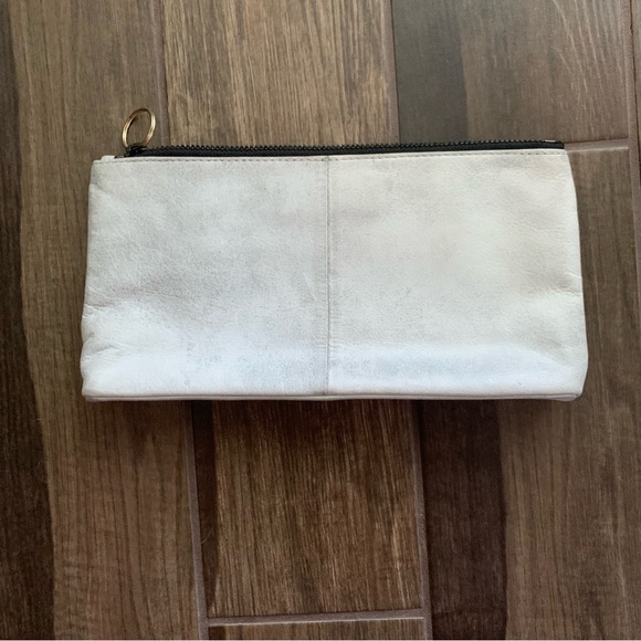 SHE + LO Next Chapter Distressed Silver Gray Leather Clutch Bag - Picture 6 of 9